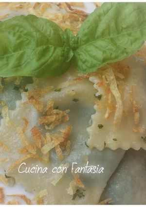 A picture of Ravioli with Spinach and Potatoes.