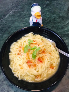 A picture of Noodles.