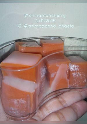 A picture of Thai Tea Pudding.