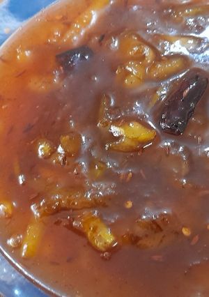 गुड़ वाली आम की चटनी(GUD WALI AAM KI CHUTNEY RECIPE IN HINDI) रेसिपी मुख्य फोटो