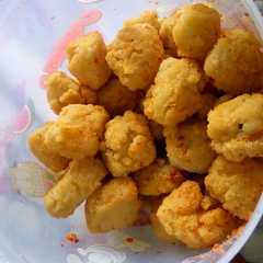 A picture of Tahu crispy.
