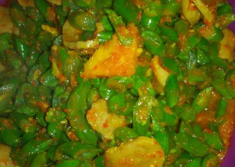 Tumis buncis bakso pedas mamah shula