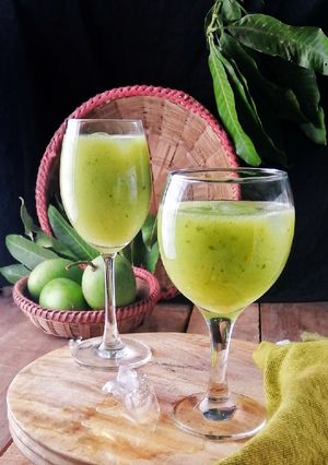 আম পান্না রেসিপির প্রধান ছবি