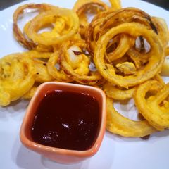 A picture of Onion rings pakora.