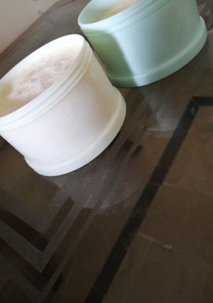 A picture of Vanila Ice Cream.