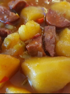Una foto de Patatas a la Riojana