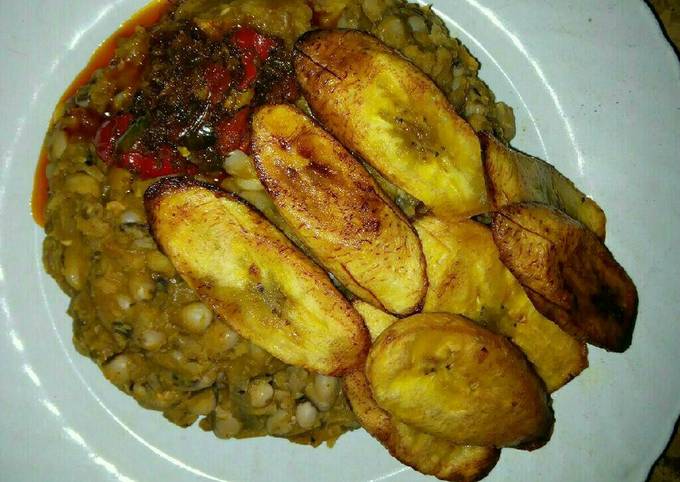 Beans and fried plantain Recipe by Taribest Foods - Cookpad