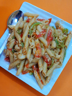 वेज पास्ता (veg pasta recipe recipe in hindi) रेसिपी मुख्य फोटो