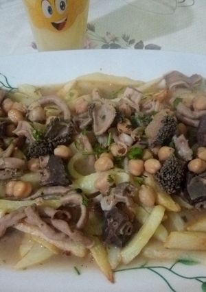 صورة لوصفة بطاطا مقلية 😋 مع صوص بيضاء بالدوارة 😍👌