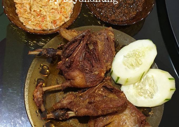 Bebek Goreng Khas Surabaya