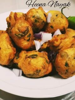 મેથીના ગોટા (Methi Gota Recipe in Gujarati) રેસીપી મુખ્ય ફોટો