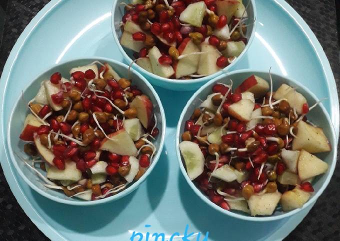 Healthy & nutritious sprout fruit chaat