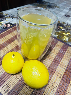 Una foto de Limonada caliente con Natre