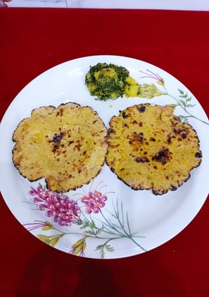 A picture of Makki ki Roti.