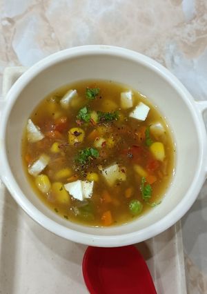 A picture of Sweet Corn Mix Vegetable Soup.