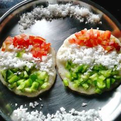 A picture of Mini tricolour suji uttappm.
