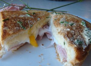 Una foto de Croque Mademoiselle