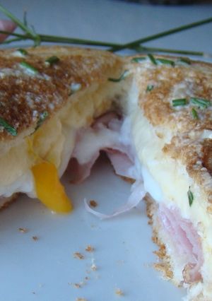 Una foto de Croque Mademoiselle