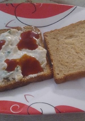 A picture of Hung curd corn sandwich.