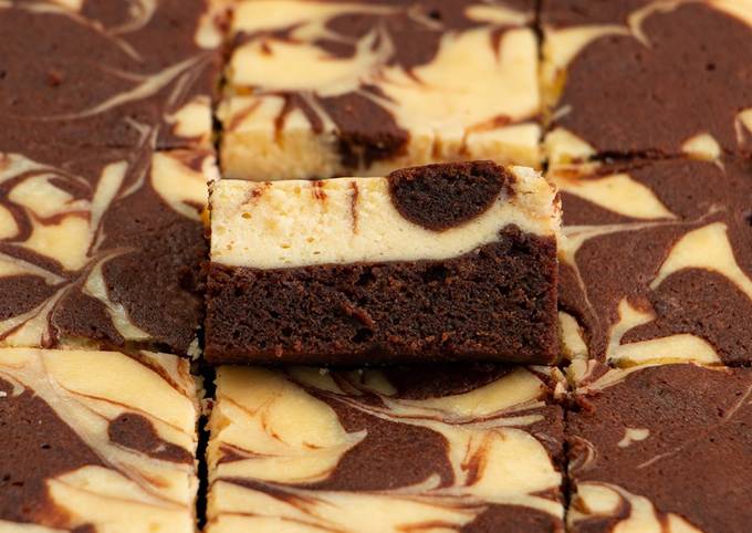 Baileys Cheesecake Brownies