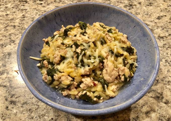 Recipe of Anthony Bourdain Creamy Orzo with turkey and spinach