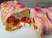 Una foto de tomates cherry con queso