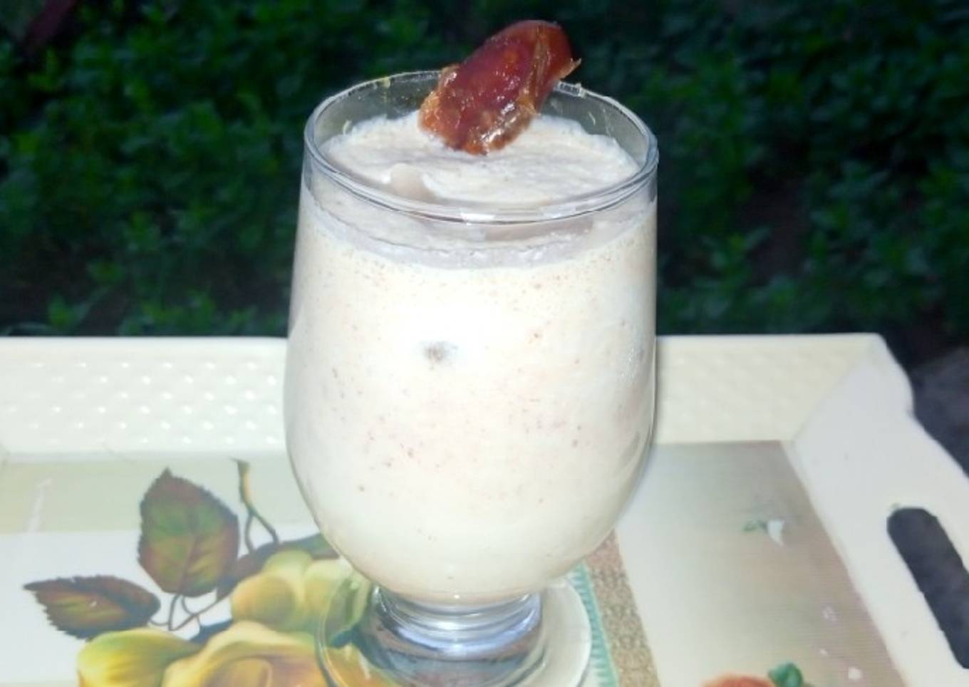 Dates Milkshake