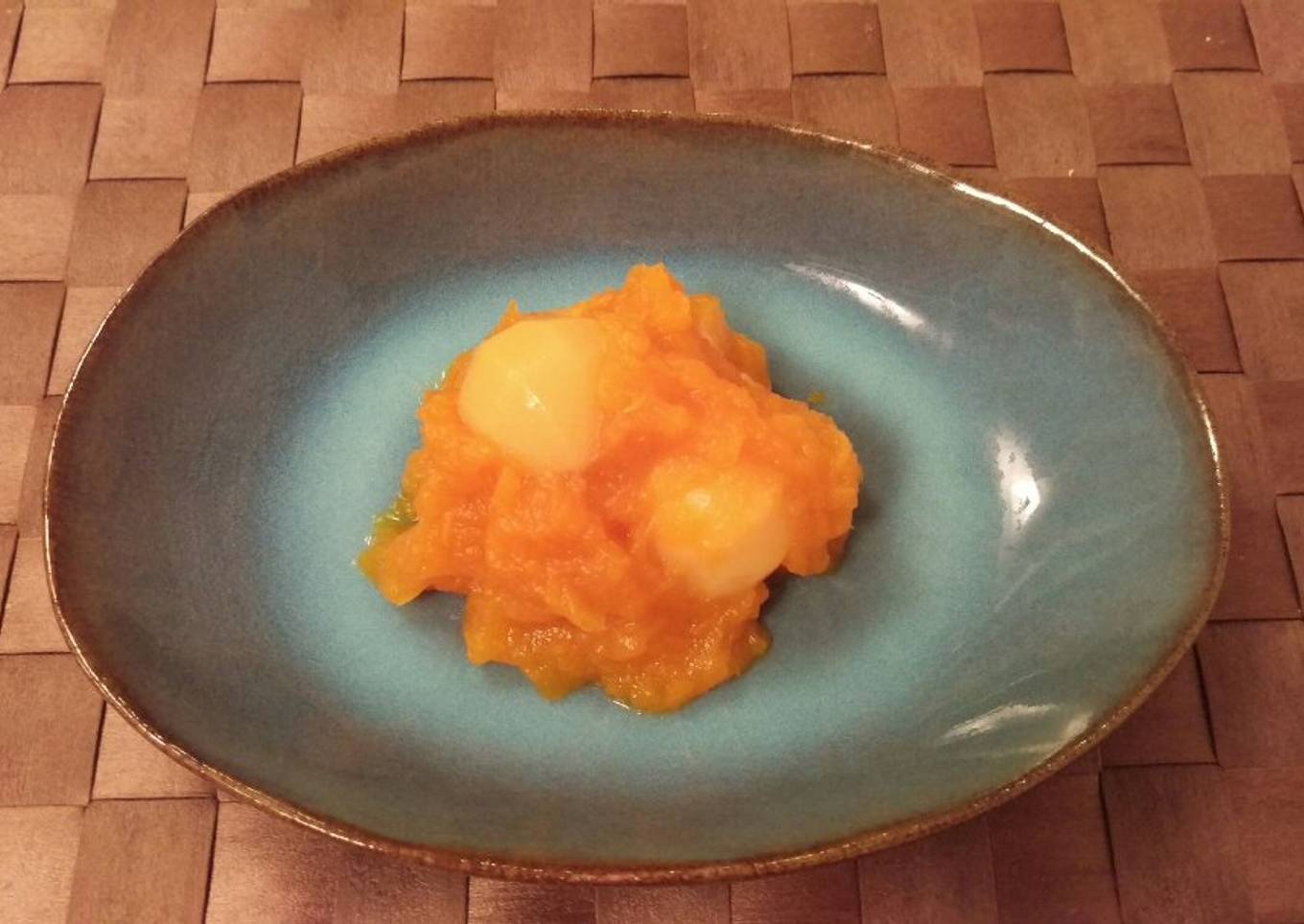 Pumpkin “kinton,” Mashed Pumpkin with Sweetened Chestnuts