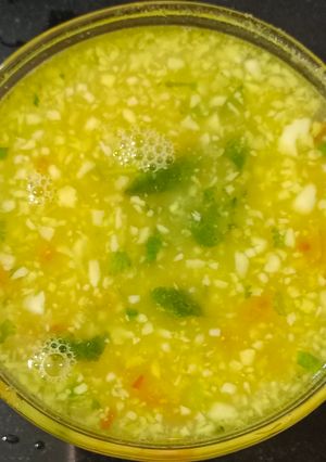 खोबऱ्याची फोडणी दिलेले वरण (Khobryachi Fodniche Varan Recipe In Marathi) रेसिपी चे मुख्य फोटो 