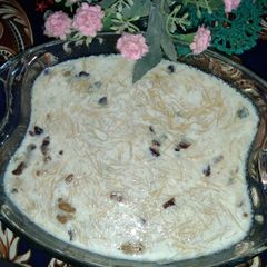 A picture of Sheer khurma.