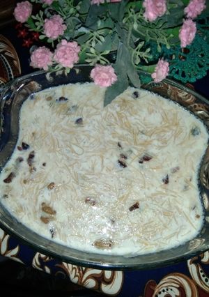 A picture of Sheer khurma.