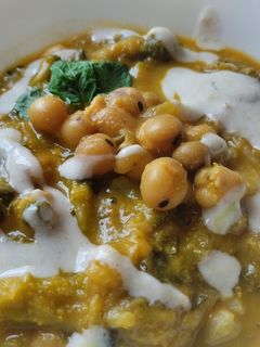 Una foto de Guiso🍅🥘de Acelgas🥬y arvejas🫛🍲🍛