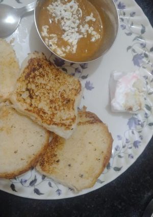 A picture of Pav bhaji.