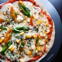 A picture of Whole wheat pizza.