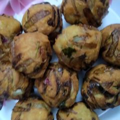 A picture of Pattanam Pakoda.