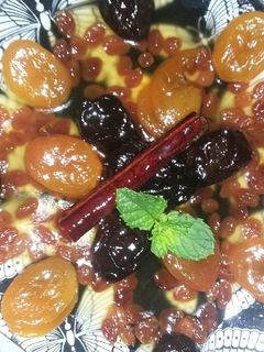 صورة لوصفة طاجين الفواكه 😋