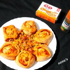 Pizza Hut Style Momo Pizza A picture of Pizza Hut Style Momo Pizza.