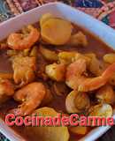 Estofado de patatas con rape, sepia, langostinos y almejas