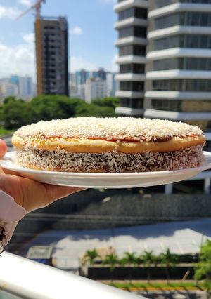 Una foto de Torta alfajor de maicena 🔅🪐