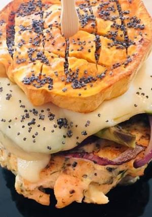 Une photo de Burger Healthy à la Patate douce et Saumon