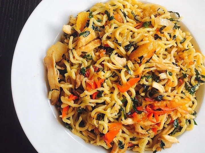 Easy Way Prepare Recipe Shredded Chicken Noodles that is Delicious, Delicious}