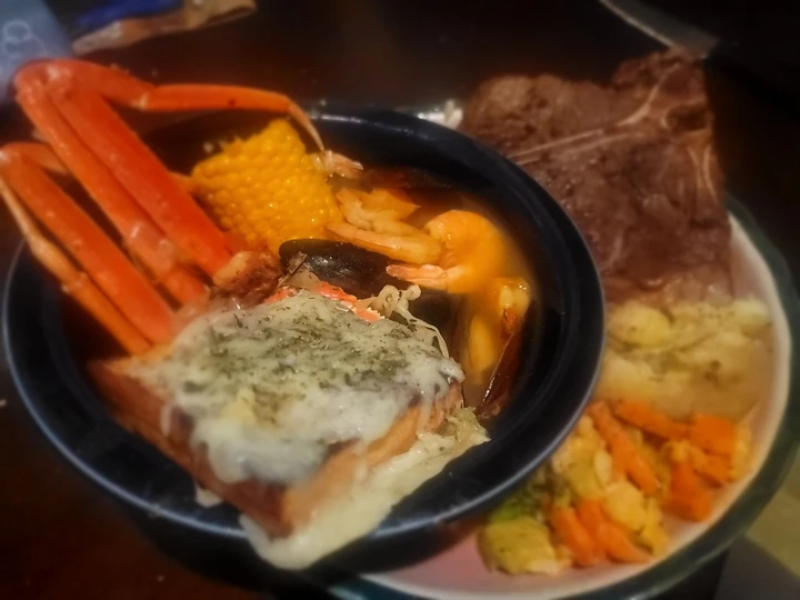 Easy Way Make Recipe Home-cooked Surf-n-Turf (seafood and steak w/sides) that is Can Pamper Your Tongue, Delicious}