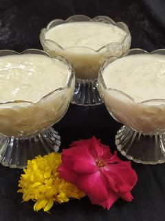ખીર (Kheer Recipe In Gujarati) રેસીપી મુખ્ય ફોટો