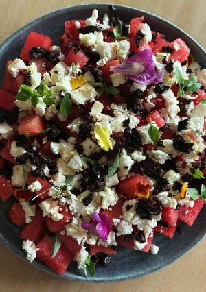 Une photo de 🍋‍🟩Salade 🥬🫒estivale 🍉🍊