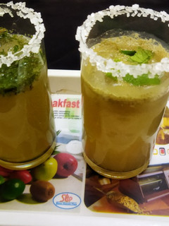 મોઇતો (Mojito Recipe In Gujarati) રેસીપી મુખ્ય ફોટો