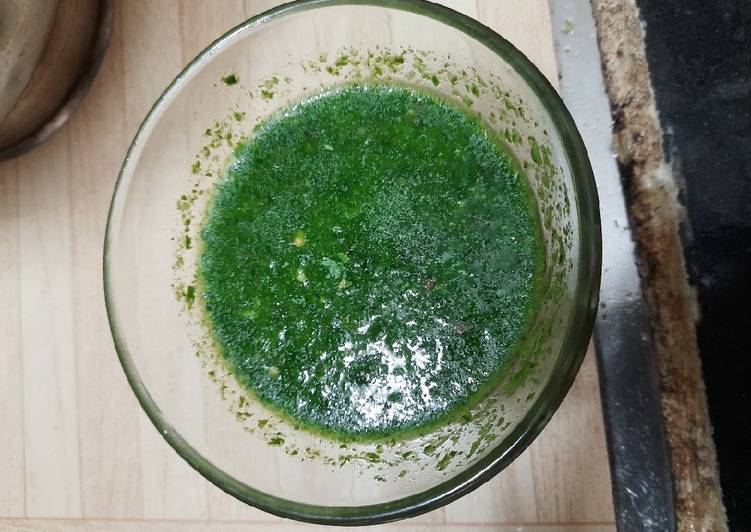 How to Prepare Super Quick Homemade Green Chutney