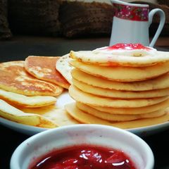 A picture of Mexican pancakes or Muffles.