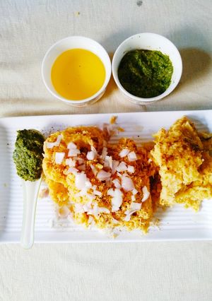 A picture of Surti Locho.
