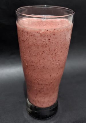 Foto resep Mixed Berries Pine Yoghurt Smoothies