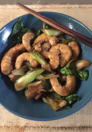 Une photo de Wok chou Pak Choï - Gambas